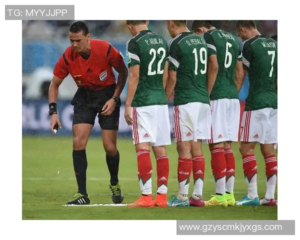 足球球星赛场趣事与爆笑瞬间大盘点让你笑到停不下来